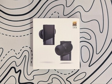 Opakowanie detaliczne bezprzewodowych słuchawek dousznych Status Pro X.