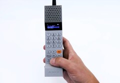 ADHD One zaprojektowano tak, aby umożliwiać rozmowy telefoniczne bez rozpraszania uwagi.