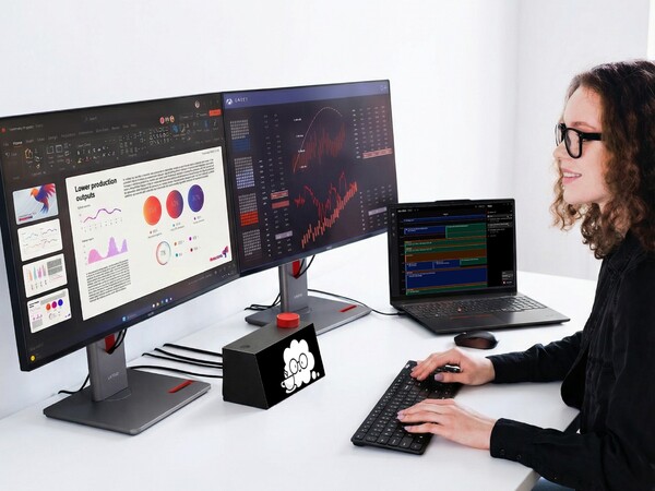 Koncepcja Lenovo AI Work Companion podwaja się jako koncentrator PC do podłączania urządzeń i urządzeń peryferyjnych.