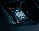 Zbliżenie na procesor AMD Ryzen zainstalowany w gnieździe płyty głównej AM5 (źródło obrazu: Atahan Demir via Pexels)