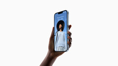 iPhone SE 2025 będzie podobno łączył funkcje iPhone'a 16, iPhone'a 15 i iPhone'a 14 (źródło obrazu: Apple)