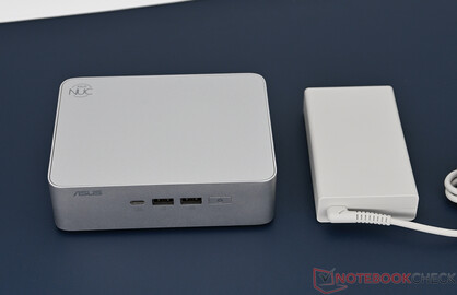 Asus NUC 15 Pro+ z zasilaczem (19,5 V; 7,7 A)