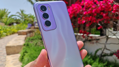 Reno12 Pro. (Źródło obrazu: Notebookcheck)