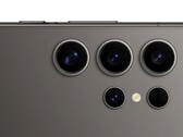 Według przecieku Ice Universe, kamera Samsunga Galaxy S24 Ultra w końcu zaoferuje opcję wideo 4K120 znaną z flagowców Sony Xperia. (Zdjęcie za pośrednictwem Walmart, edytowane)