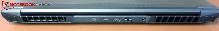 Tył: MiniDP, USB-C 3.2 Gen 2, HDMI 2.1, LAN, zasilanie