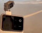 Wyciekło wideo z praktycznej prezentacji telefonu Honor Robot Phone, na którym widać działanie stabilizatora aparatu.