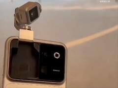 Wyciekło wideo z praktycznej prezentacji telefonu Honor Robot Phone, na którym widać działanie stabilizatora aparatu.