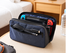 Nintendo Switch z dołączonym kablem