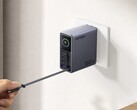 Ładowarka Nexode Pro 160 W z wysuwanym kablem USB-C