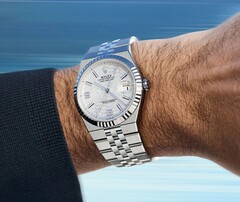 Land-Dweller jest napędzany nowym automatycznym mechanizmem Rolex kaliber 7135 (źródło zdjęcia: Rolex)