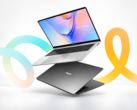 Laptopy Asus Vivobook S14 i S16 pokazane pod różnymi kątami