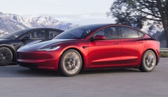 Odświeżenie Tesli Model 3 Highland wprowadziło kilka subtelnych zmian wizualnych, które znacząco zmieniły wygląd pojazdu. (Źródło zdjęcia: Tesla)