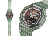 Zegarek powstały w ramach współpracy Casio G-Shock i Coca-Cola, model GA2100CC-3A, na zdjęciu.