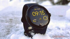 Nadchodzi długi czas: Mówi się, że Google Pixel Watch 4 jest bardziej naprawialny niż jego poprzednicy. (Źródło obrazu: Notebookcheck)