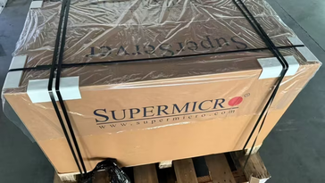 Podejrzana szafa Supermicro H200 (źródło zdjęcia: Financial Times)