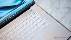 Nowy &quot;komputer ze sztuczną inteligencją&quot;. (Źródło: Notebookcheck)