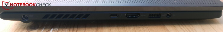 Po lewej: Zasilanie, Thunderbolt 4 z DP i PD, HDMI, USB-A 3.2 Gen2, gniazdo słuchawkowe