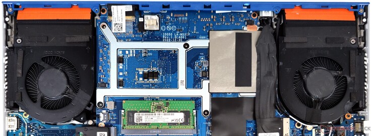 G15 5530 wykorzystuje system chłodzenia z komorą parową