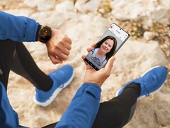 Zdjęcie demonstracyjne przedstawiające wirtualną wizytę u lekarza (źródło obrazu: Samsung; przycięte)