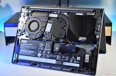Wnętrze laptopa Lenovo ThinkBook 14 G9 IPL.