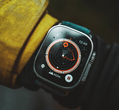 Samsung może celować w Apple Watch Ultra z następną wersją Galaxy Watch. (Źródło zdjęcia: Jaromír Kavan)