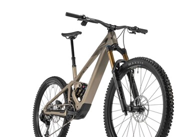 Zendit R to rower elektryczny z pełnym zawieszeniem