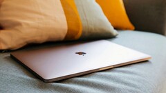 Po premierze iPhone'a 17, analityk Bloomberga Apple Mark Gurman wymienia 10 nowych produktów Apple, których możemy spodziewać się w nadchodzących miesiącach. (Źródło zdjęcia: Elise Bouet)