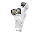 2-calowy wyświetlacz OLED pilota zdalnego sterowania można odłączyć od kamery z gimbalem Insta360 Luna Pro 8K.