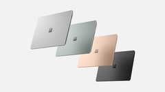 Jest osiem konfiguracji Surface Laptop 5, ale tylko dwa warianty wyboru procesora Intela. (Źródło obrazu: Microsoft)