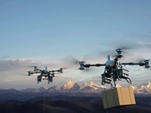FlyCart 100: Dron do ciężkich ładunków. (Źródło obrazu: DJI)