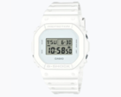 Na zdjęciu nowy Casio G-Shock DW-5600WW-7 w kolorze białym (źródło zdjęcia: @morgan_gshock na Instagramie)