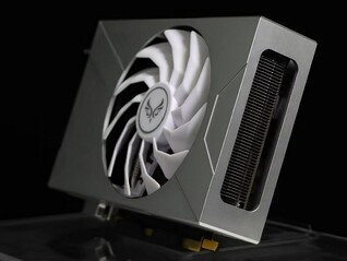 GeForce RTX 4070 Sakura Snow X posiada osłonę wykonaną w całości z aluminium (źródło obrazu: Zephyr)