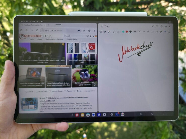 Samsung Galaxy Tab S10 FE Plus w recenzji. (Źródło zdjęcia: Marcus Herbrich)