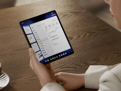 Vivo X Fold5 posiada również konfigurowalny przycisk boczny zamiast suwaka powiadomień. (Źródło zdjęcia: Vivo)