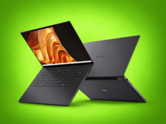 Dell XPS 16 Creator Edition pokazany z otwartym ekranem i widocznym tylnym panelem