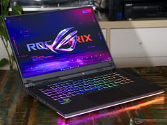 Asus ROG Strix G16 (2023) jest w sprzedaży z dużym rabatem (zdjęcie własne)