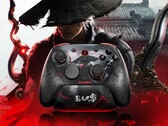 Szkarłatne nici w myszy GameSir G7 Pro 8K PC Phantom Blade Zero Edition świecą w ciemności.