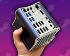 Bringus Studios znajduje mini PC, który byłby konsolą do gier Steam Box (źródło obrazu: Bingus Studios na YouTube)