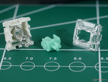 Kolory obudowy Wooting Lekker V2. (Źródło zdjęcia: Julian van der Merwe / Notebookcheck)