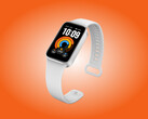 Urządzenie Smart Band 11 Active jest dostępne w trzech kolorach w momencie premiery; na zdjęciu przedstawiono wersję w kolorze szarym.
