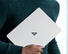 Laptop Surface 13 cali jest najmniejszym laptopem, jaki firma Microsoft obecnie sprzedaje.