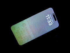 Przykład iPhone'a 15 Pro Max z wypalonym ekranem OLED. (Źródło zdjęcia: Surfphysics - kredyt na zdjęcie)
