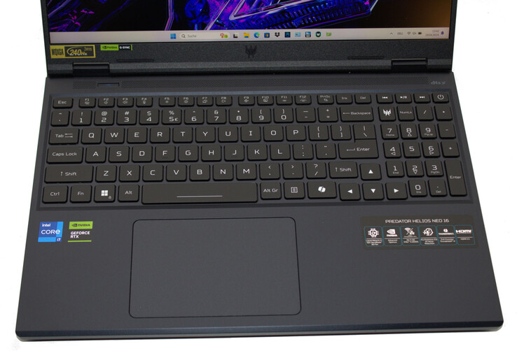Klawiatura Acer Predator Helios Neo 16 - Acer był w stanie dostarczyć nam tylko model z angielskim układem klawiatury.