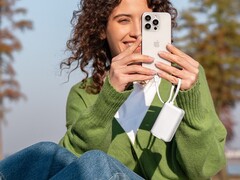 Power Bank Anker 3 w 1 (30 W, Fusion, wbudowany kabel Lightning ) pojawił się w Stanach Zjednoczonych. (Źródło zdjęcia: Anker)