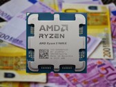 Najtańszy procesor Zen 5, Ryzen 5 9600X, kosztuje w Europie 309 euro. (Źródło zdjęcia: Notebookcheck, Alexas_Fotos)