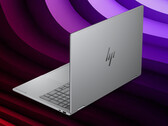 Nowy OmniBook X Flip 16 firmy HP w jednym z trzech premierowych kolorów.