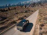 SpaceX Starlink Mini na ciężarówce Tesla Cybertruck (źródło zdjęcia: SpaceX)