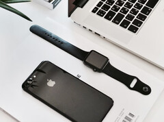 Apple powinien przynieść iOS 18 na wszystkie urządzenia, na których można uruchomić iOS 17. (Źródło obrazu: Igor Son)