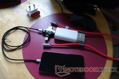 The Pouch w akcji. (Źródło: Notebookcheck)
