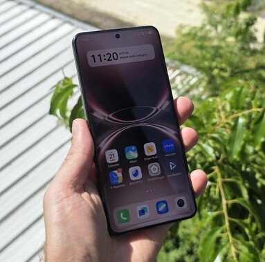 Jasność wyświetlacza smartfona Vivo X200 Ultra na zewnątrz